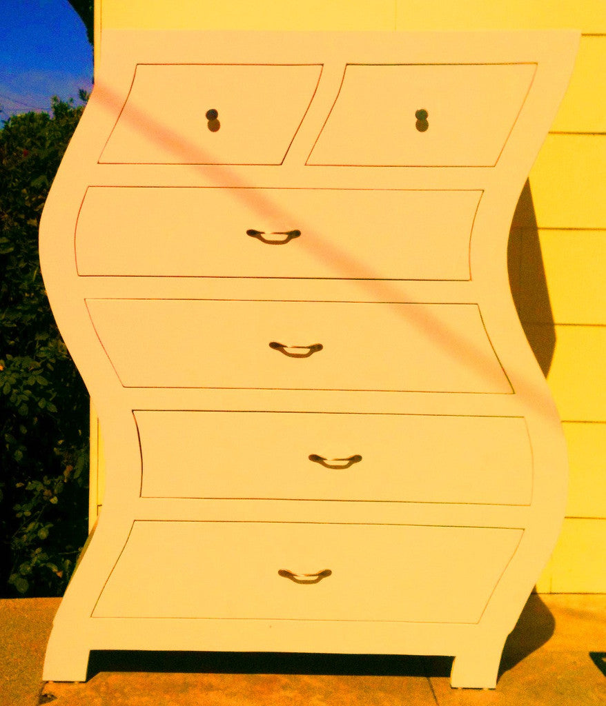 Curvy Dresser